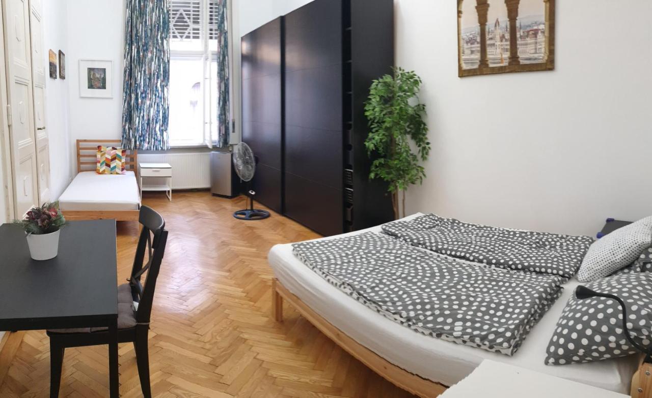 Near Jokai Ter With 3 Rooms Budapeşte Dış mekan fotoğraf