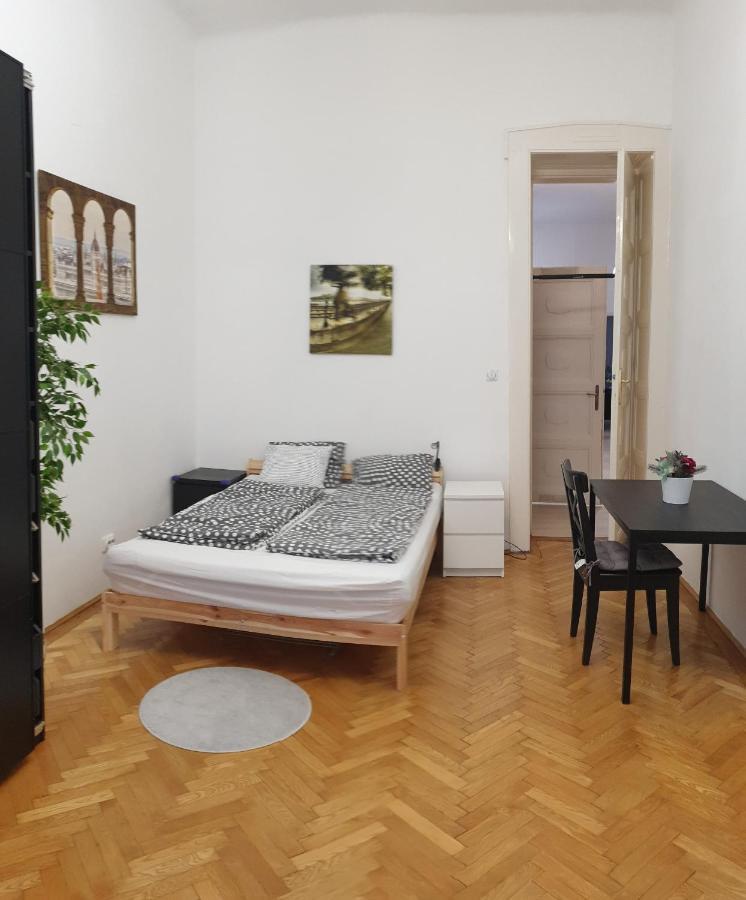 Near Jokai Ter With 3 Rooms Budapeşte Dış mekan fotoğraf